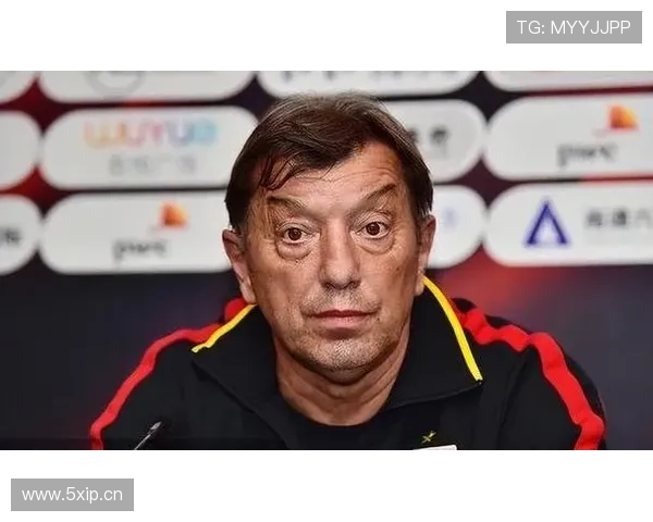 意大利队换代进程稳步推进,新生代球员逐渐挑起大梁 意大利队换代进程稳步推进,新生代球员逐渐挑起大梁